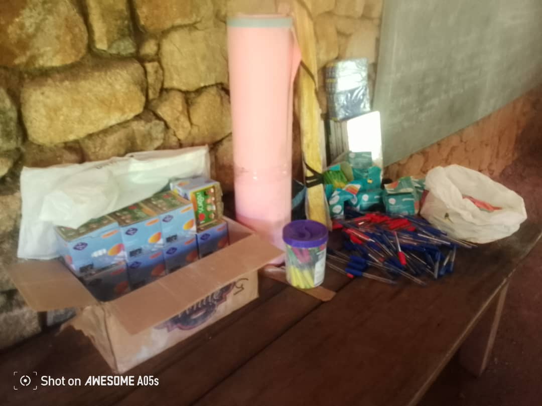 Local Student Receives University Scholarship